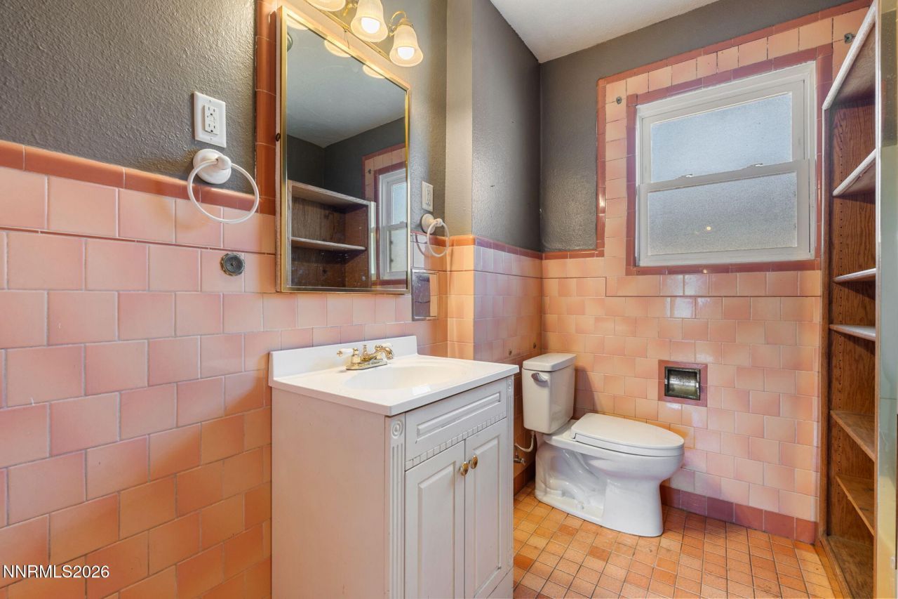 1025 Bell Street, Reno, NV 89503 Photo