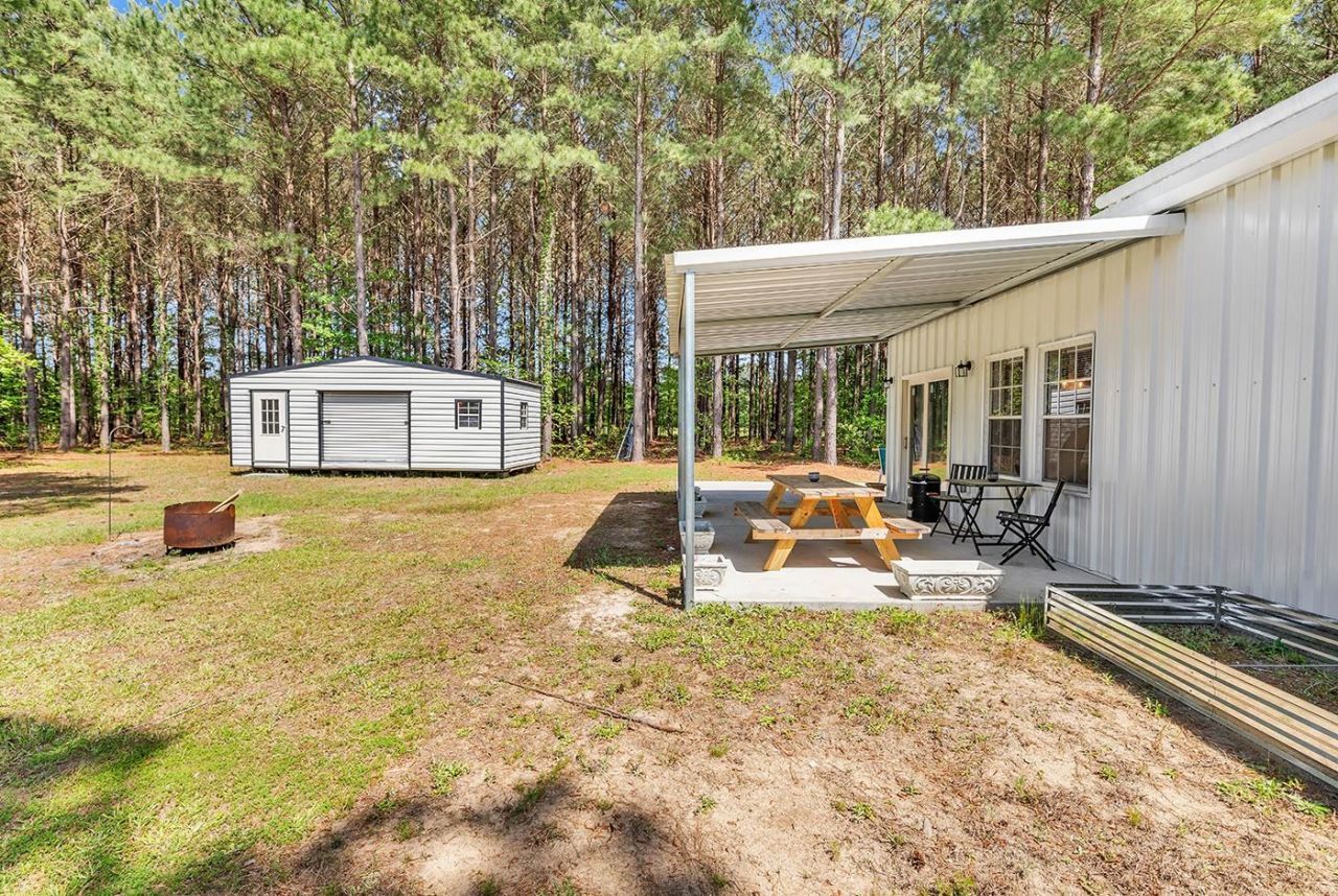 3090 Bay View Dr. Photo 14