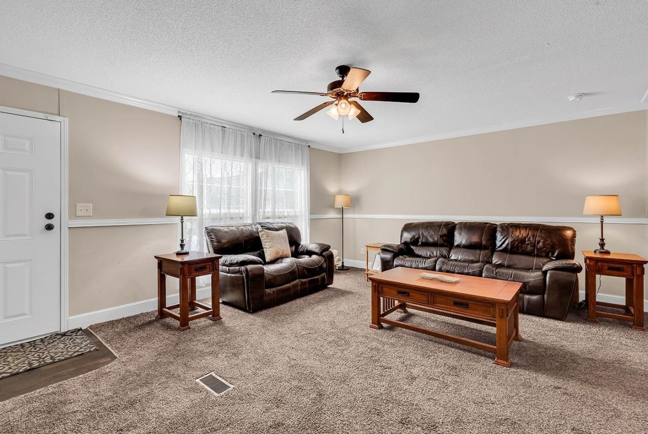 3090 Bay View Dr. Photo 19