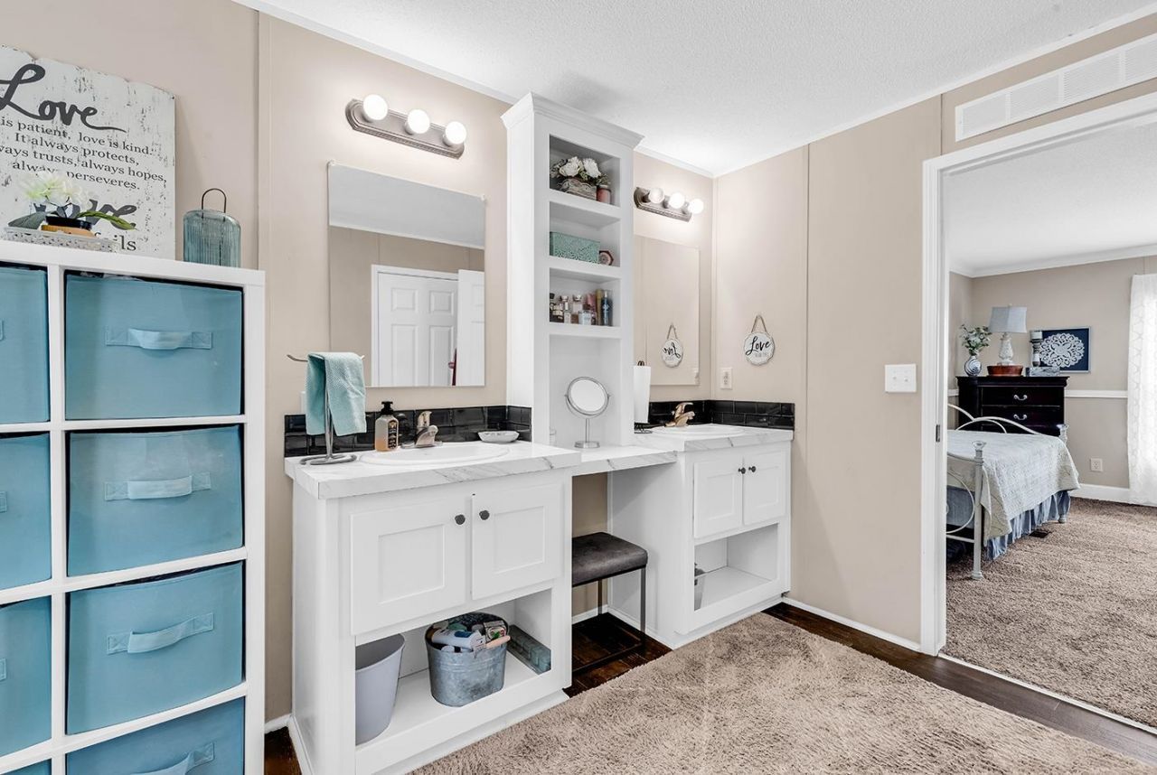 3090 Bay View Dr. Photo 25