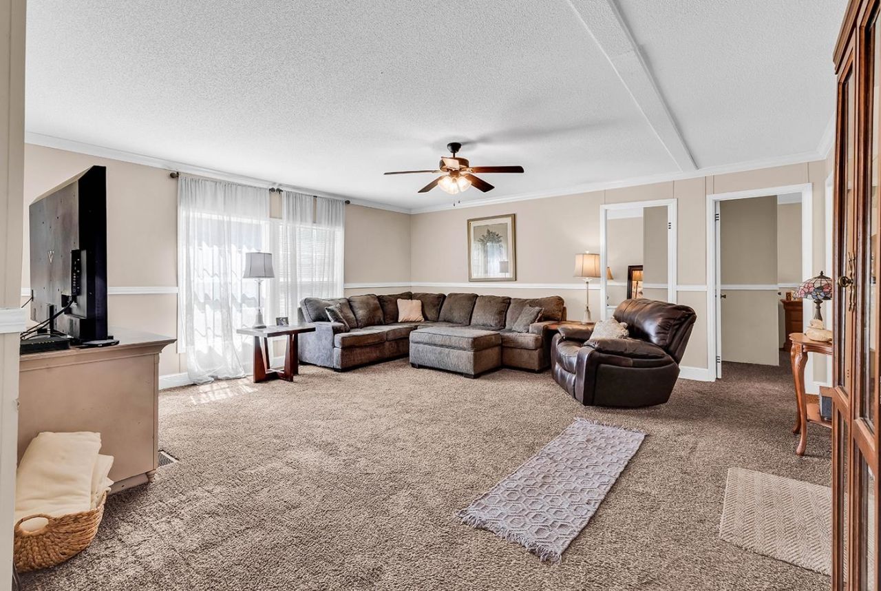 3090 Bay View Dr. Photo 29