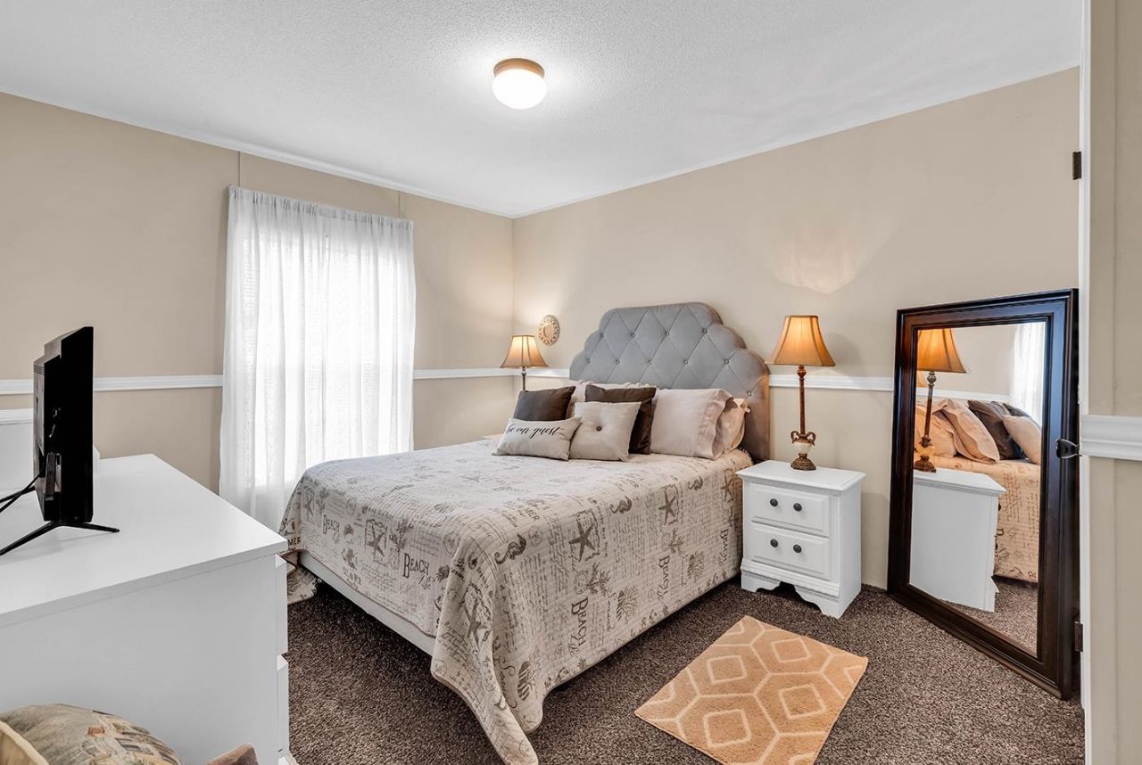 3090 Bay View Dr. Photo 35