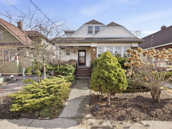 1433 Spaight Street, Madison, WI 53703