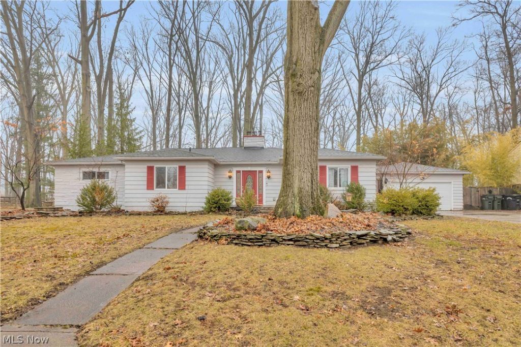 914 Garford Avenue, Elyria, OH 44035 Main Photo