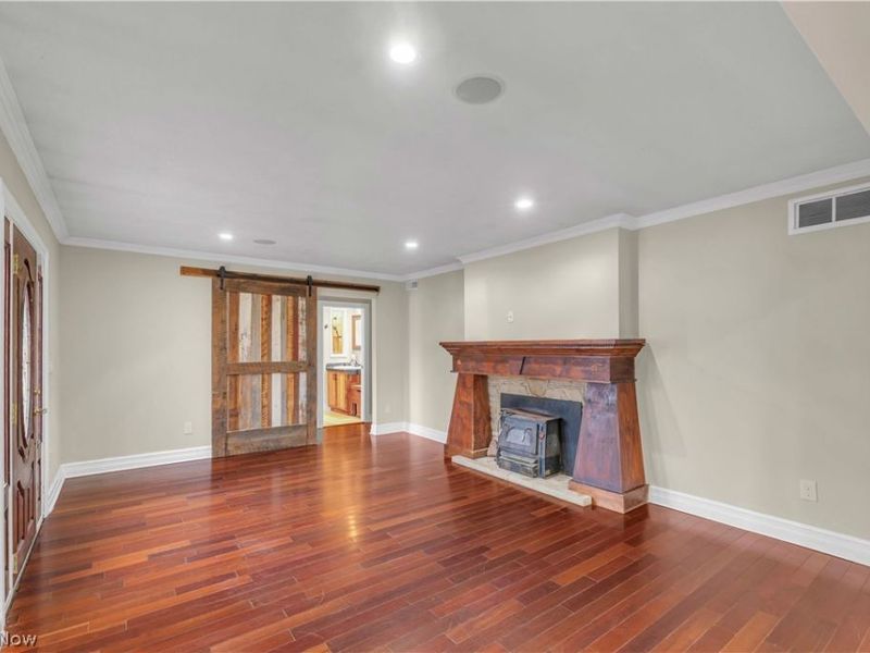 914 Garford Avenue, Elyria, OH 44035 Photo 4