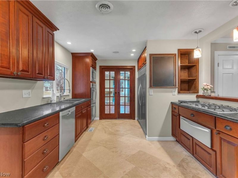 914 Garford Avenue, Elyria, OH 44035 Photo 8