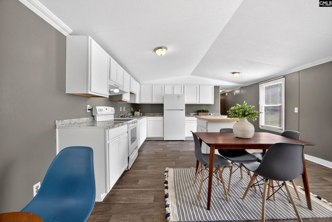 1445 Hidden Oaks Drive Photo 5