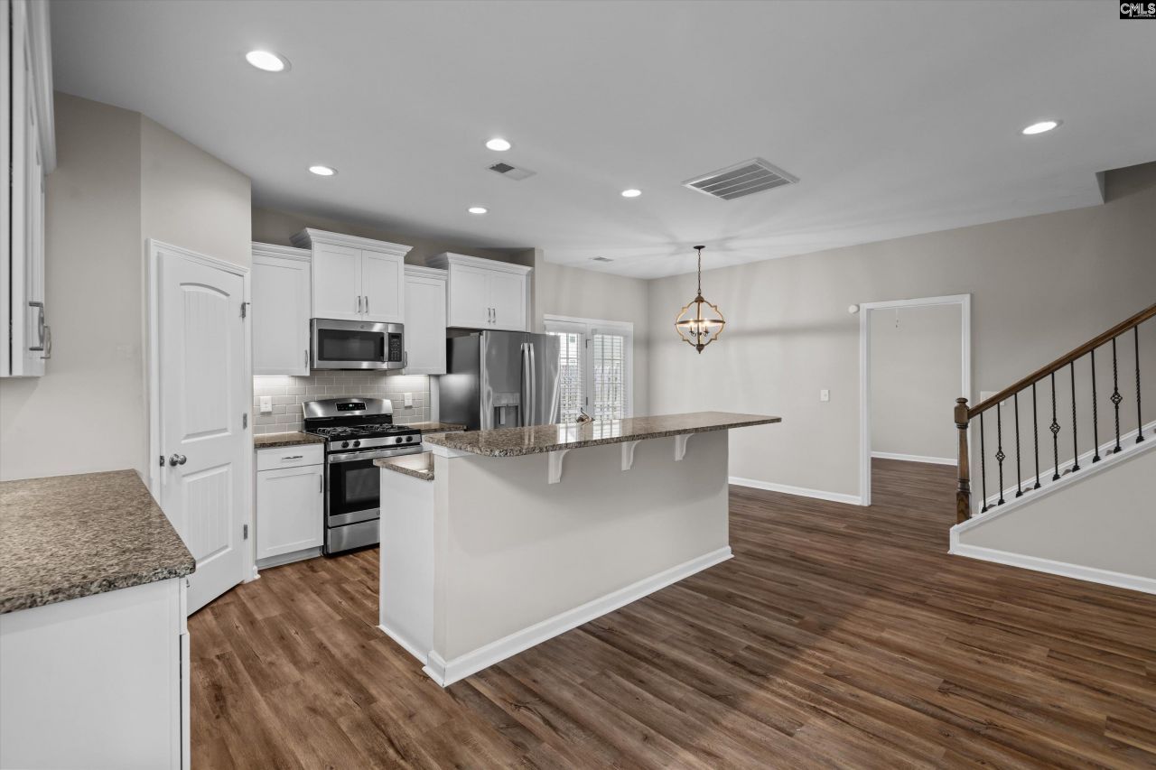 413 Durwin Way  Photo 11