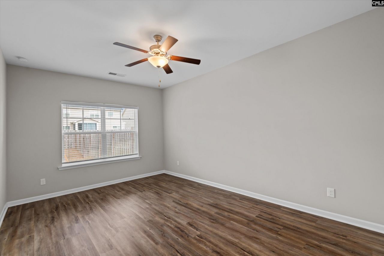 413 Durwin Way  Photo 16