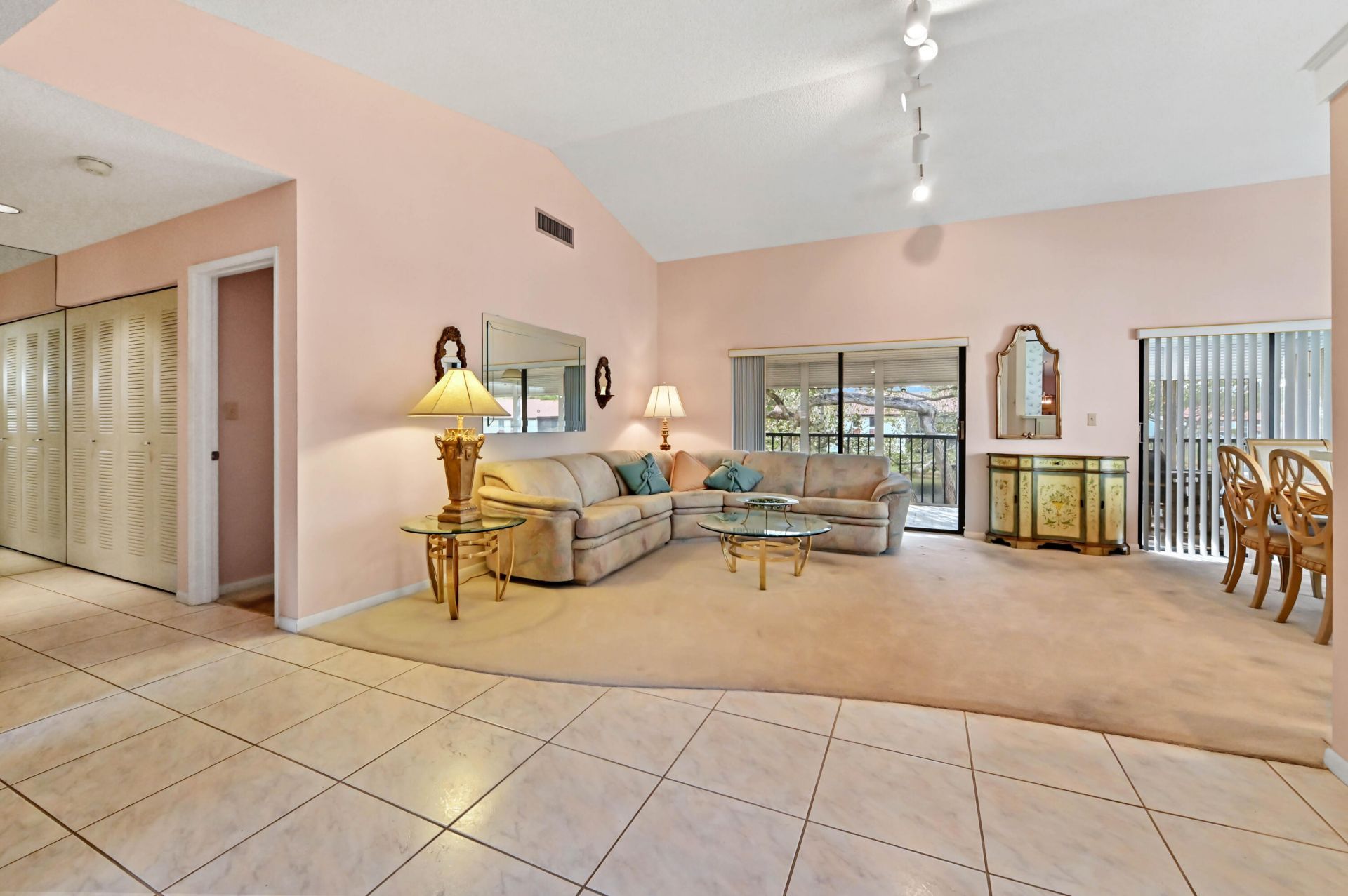 10851 Palm Lake Avenue, Unit 202, Boynton Beach, FL 33437 Photo