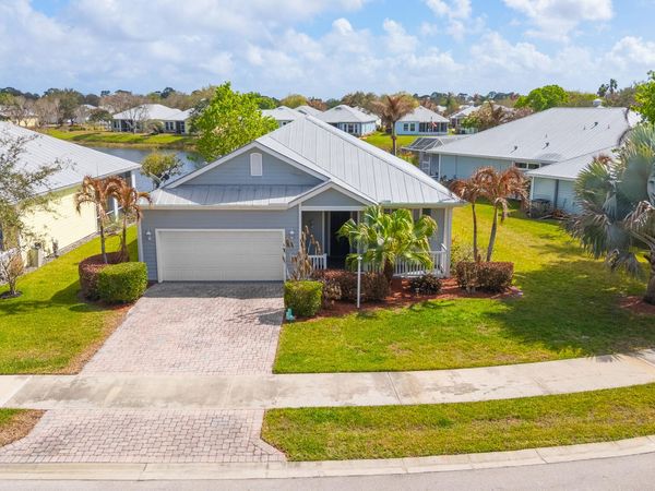 615 NE Canoe Park Circle, Port Saint Lucie, FL 34983