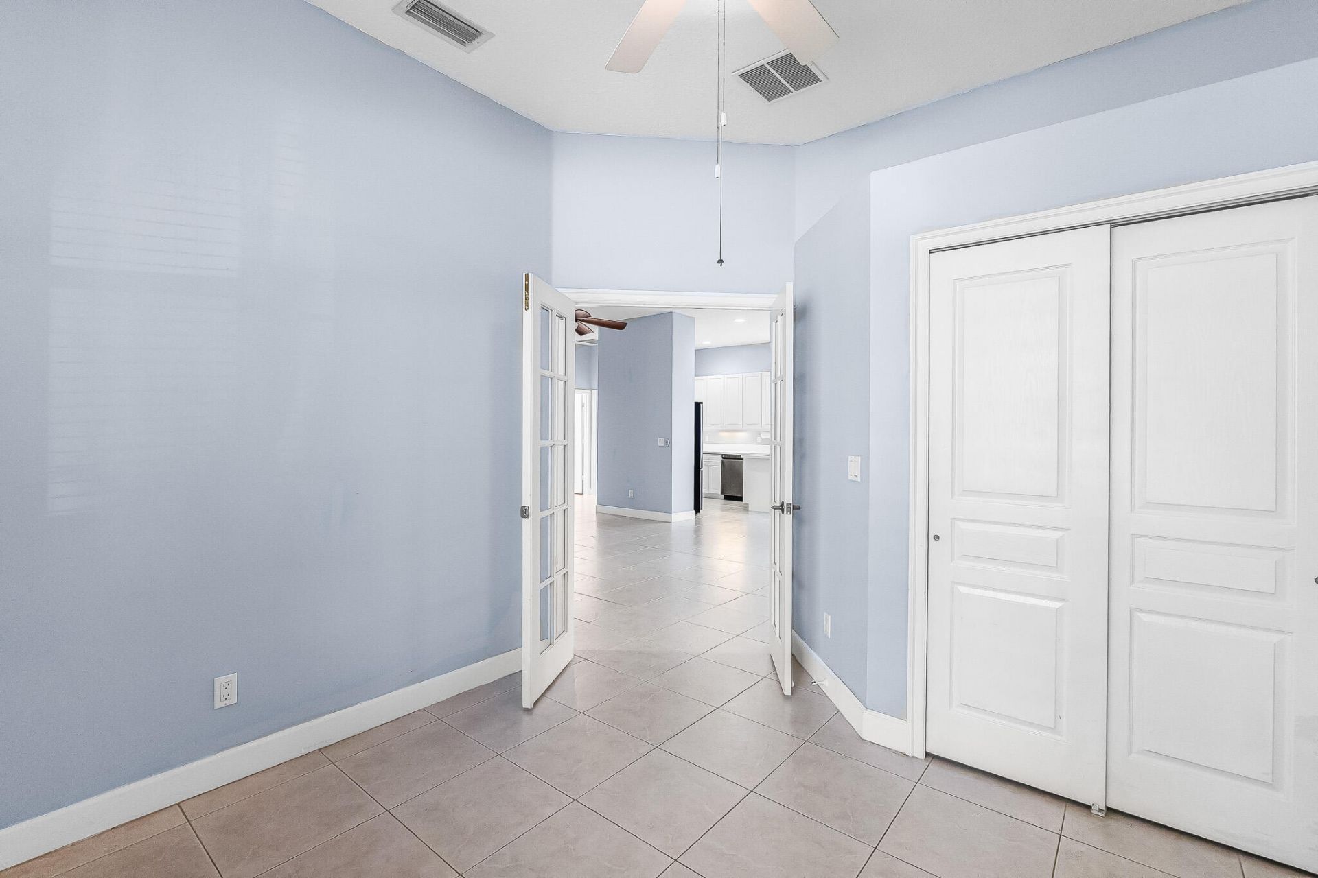 615 NE Canoe Park Circle, Port Saint Lucie, FL 34983 Photo