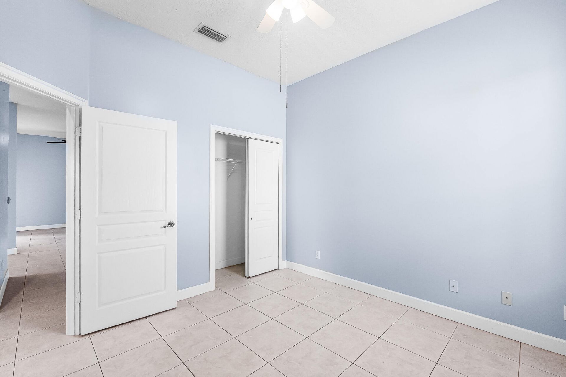 615 NE Canoe Park Circle, Port Saint Lucie, FL 34983 Photo