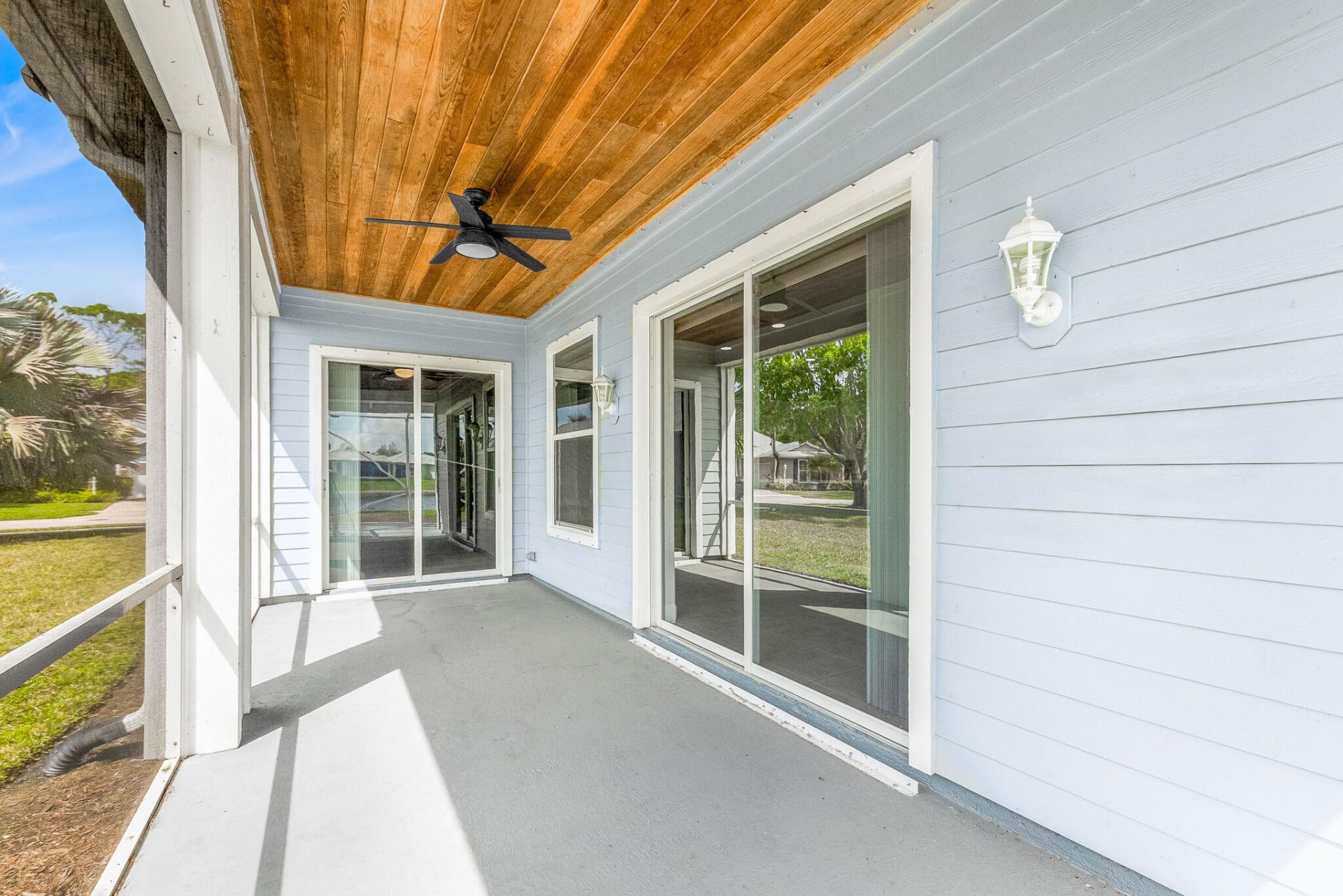 615 NE Canoe Park Circle, Port Saint Lucie, FL 34983 Photo