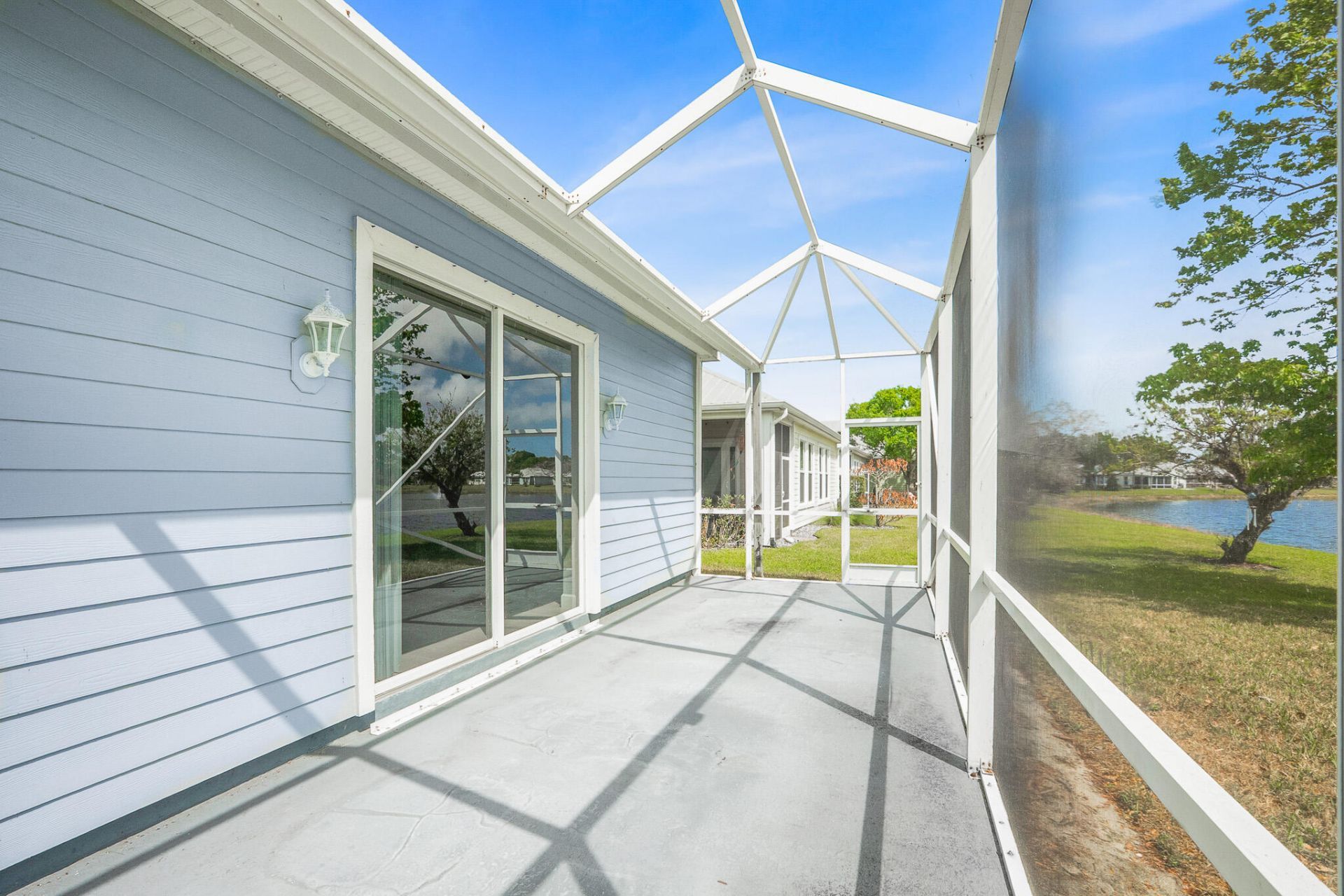 615 NE Canoe Park Circle, Port Saint Lucie, FL 34983 Photo