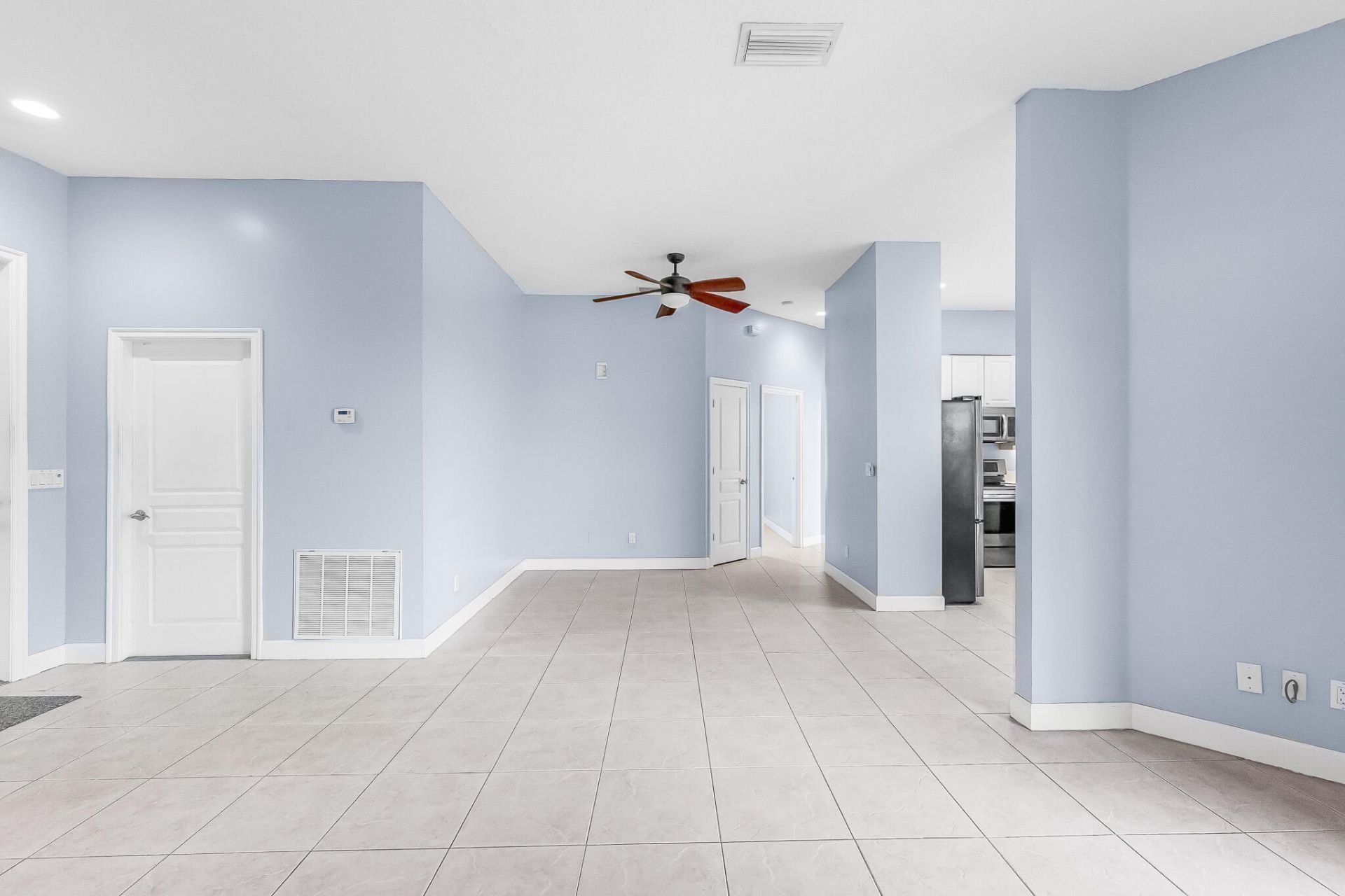 615 NE Canoe Park Circle, Port Saint Lucie, FL 34983 Photo