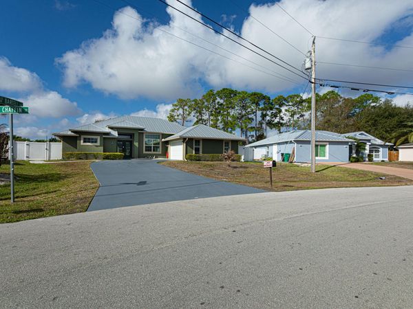 3898 SW Chaffin Street, Port St. Lucie, FL 34953