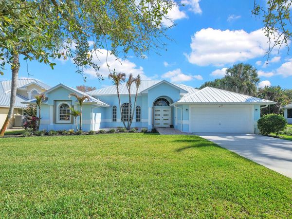 184 SE Osprey Ridge, Port St. Lucie, FL 34984