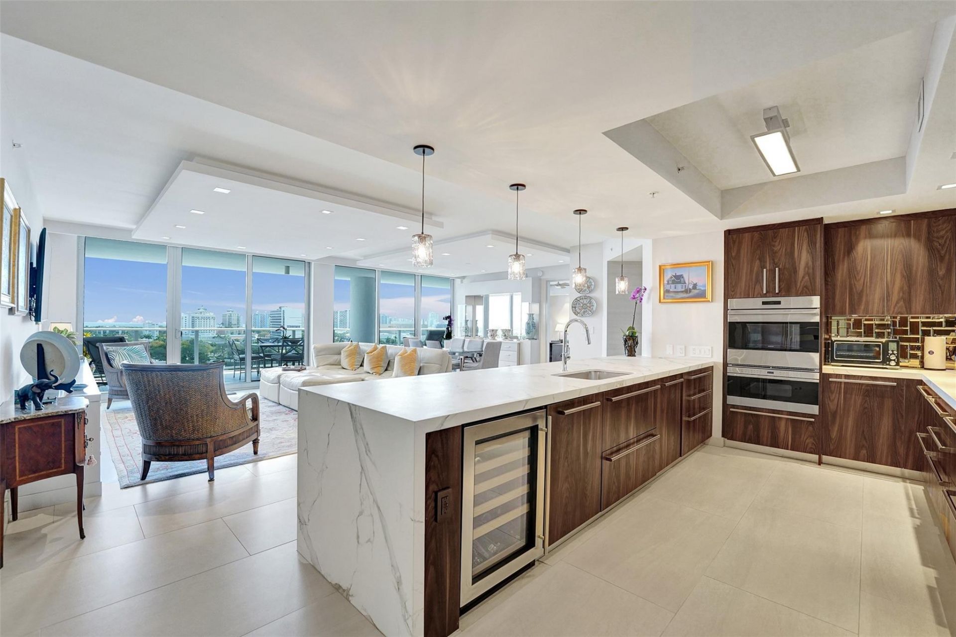 1180 N Federal Highway, Unit 1006, Fort Lauderdale, FL 33304 Photo