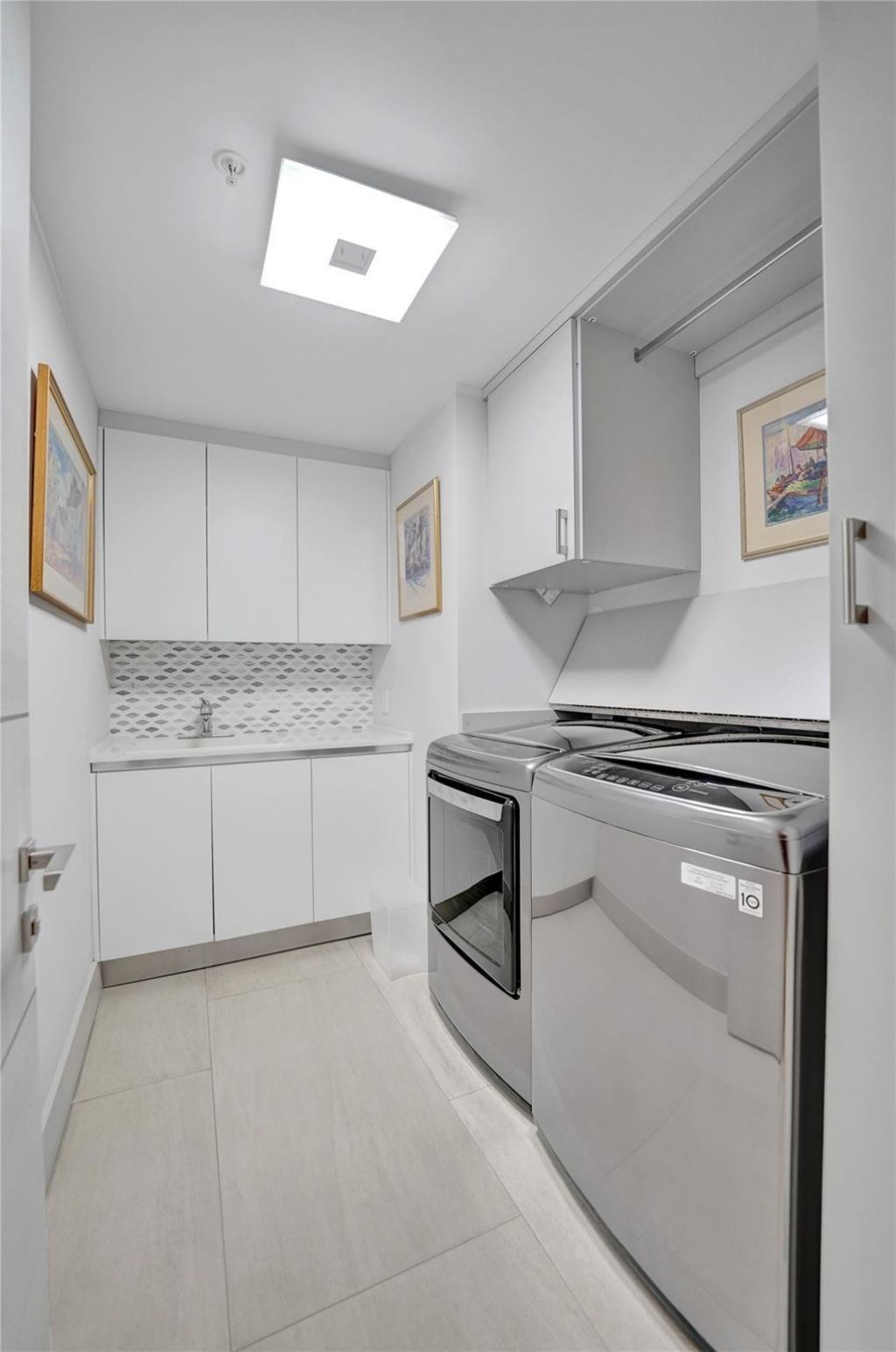 1180 N Federal Highway, Unit 1006, Fort Lauderdale, FL 33304 Photo