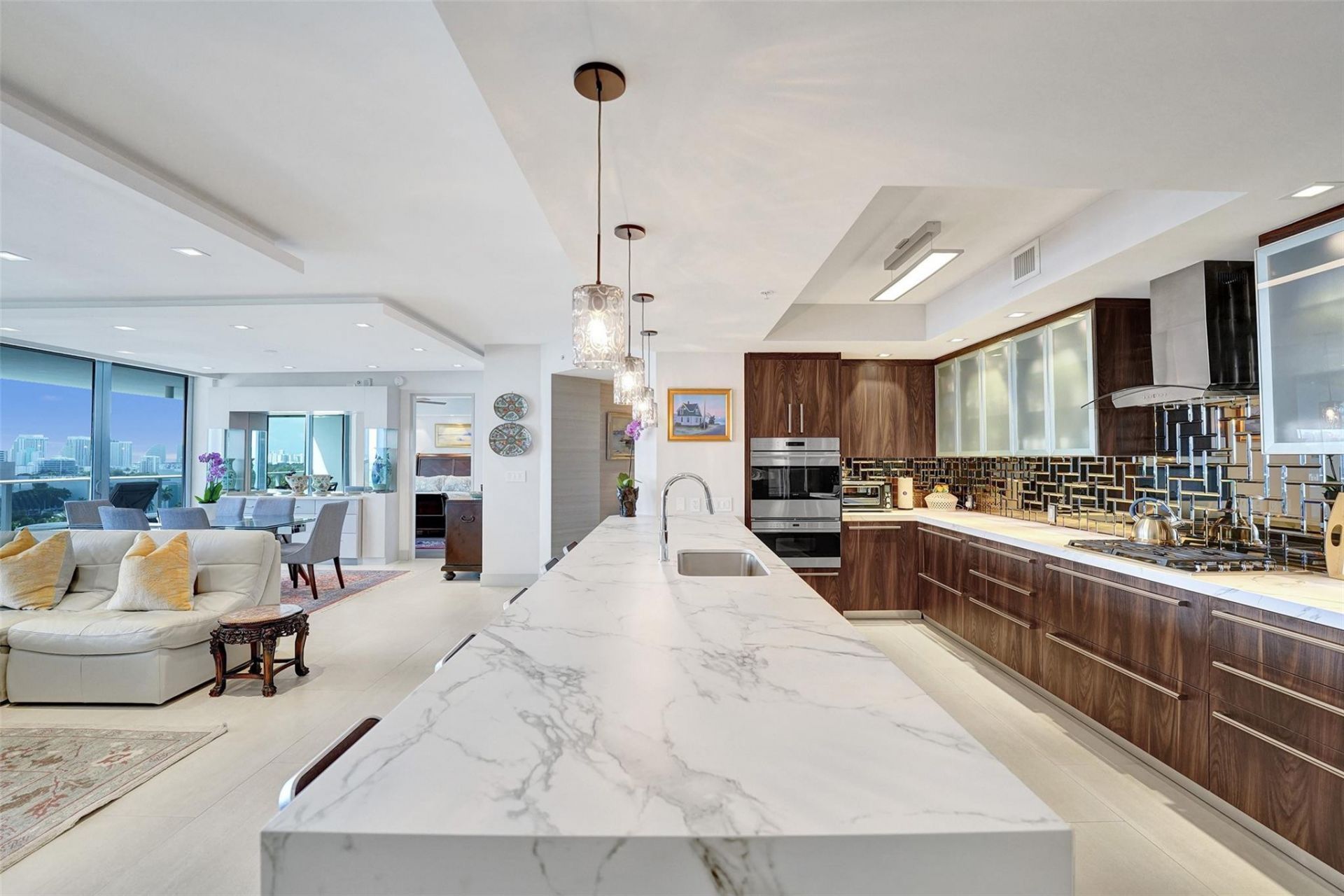 1180 N Federal Highway, Unit 1006, Fort Lauderdale, FL 33304 Photo