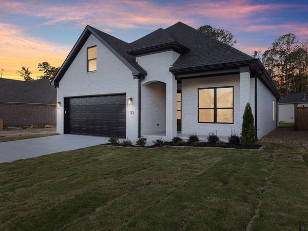 133 Woodlands Park Drive, Little Rock, AR 72211