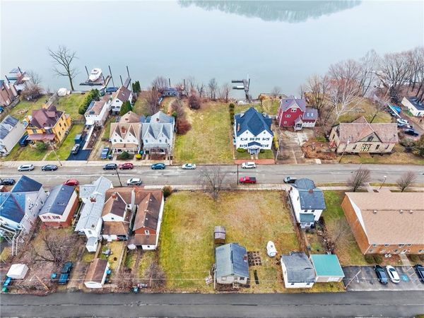 532,534,536 Penn St, Verona, PA 15147