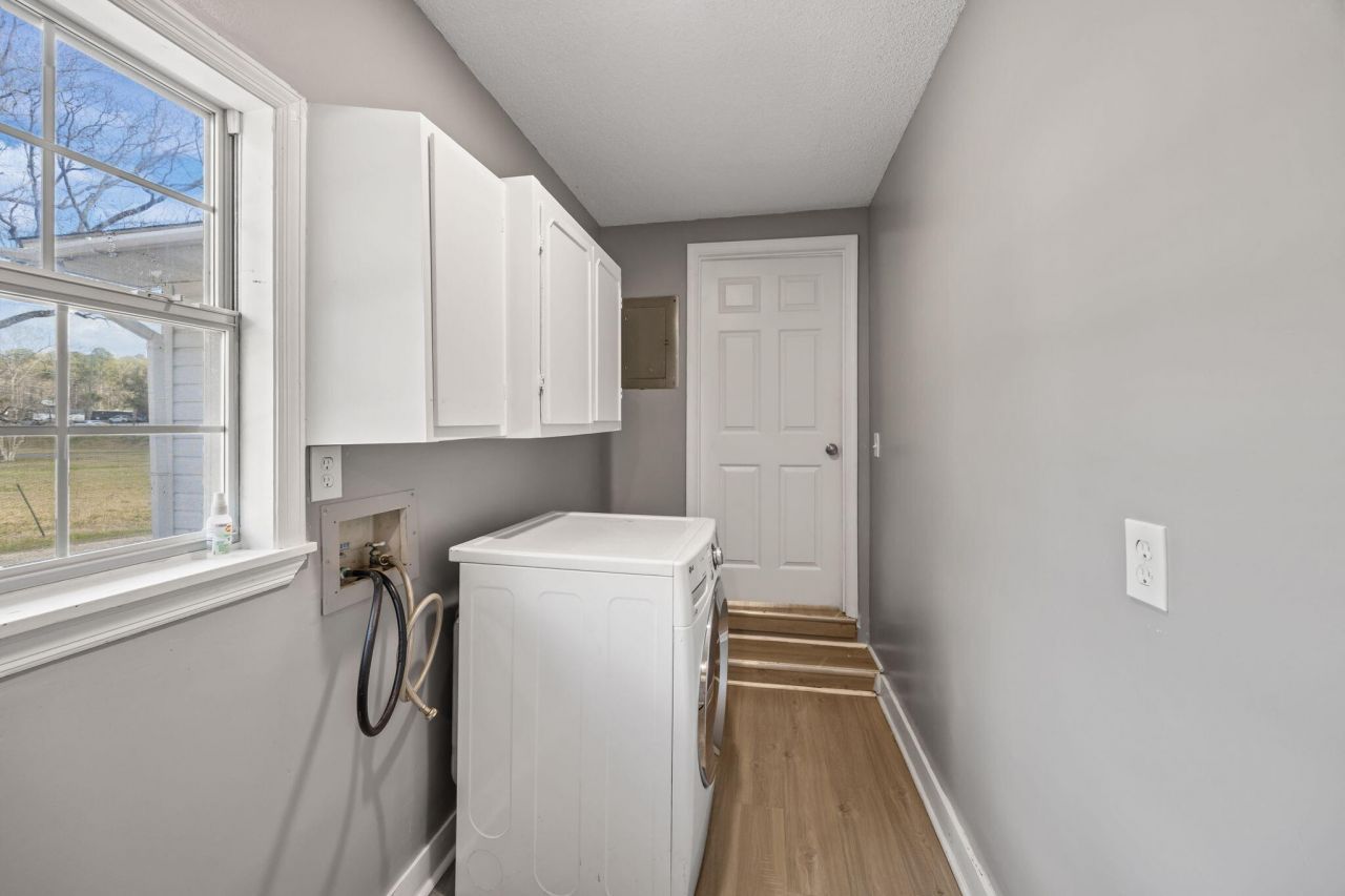 725 S Live Oak Drive Photo 22