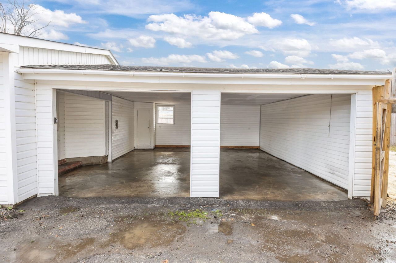 725 S Live Oak Drive Photo 23