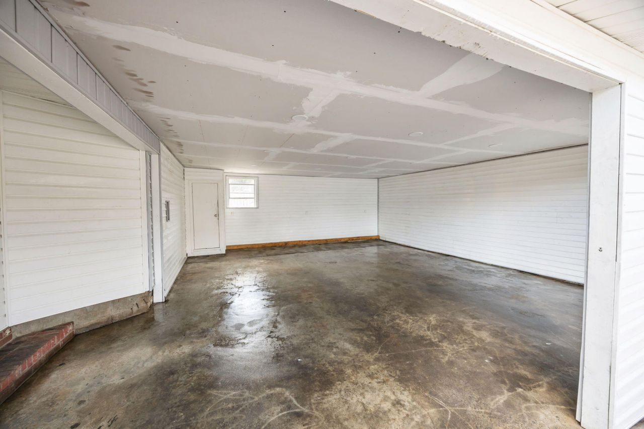 725 S Live Oak Drive Photo 25