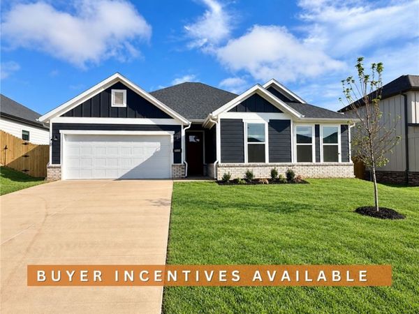 6000 SW Omaha Avenue, Bentonville, AR 72713
