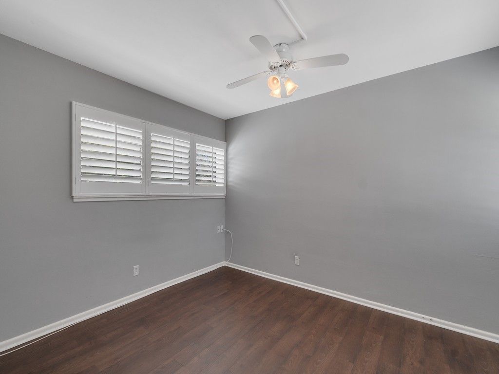 2155 Vero Beach Avenue, Vero Beach, FL 32960 Photo