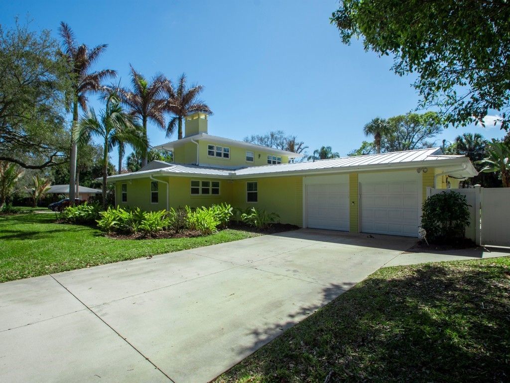 2155 Vero Beach Avenue, Vero Beach, FL 32960 Photo