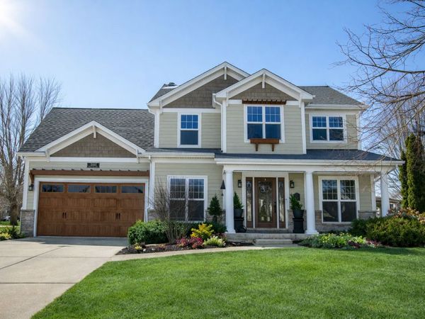 2203 Brookwood Drive , South Elgin, IL 60177