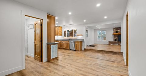 705 Eloise Avenue, South Lake Tahoe, CA 96150 Photo