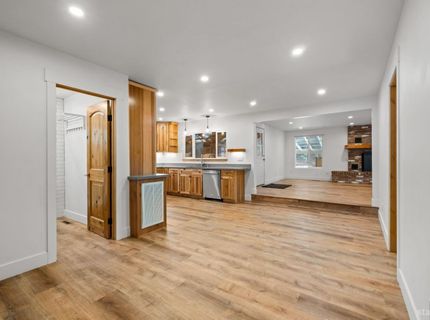 705 Eloise Avenue, South Lake Tahoe, CA 96150 Photo