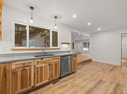 705 Eloise Avenue, South Lake Tahoe, CA 96150 Photo