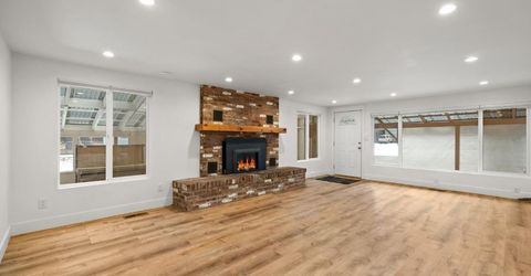 705 Eloise Avenue, South Lake Tahoe, CA 96150 Photo
