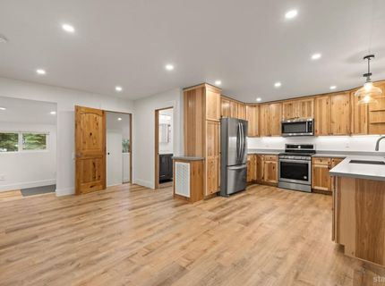 705 Eloise Avenue, South Lake Tahoe, CA 96150 Photo