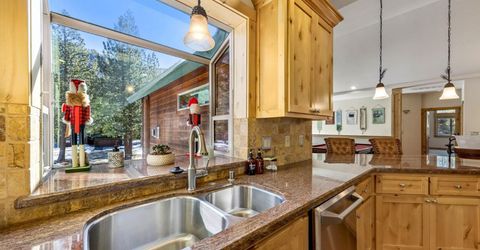 3390 Beaver Brae, South Lake Tahoe, CA 96150 Photo