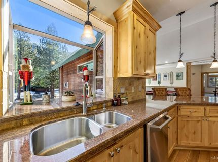 3390 Beaver Brae, South Lake Tahoe, CA 96150 Photo