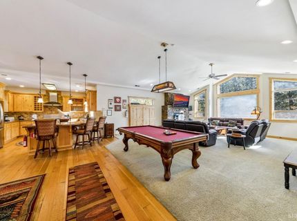 3390 Beaver Brae, South Lake Tahoe, CA 96150 Photo