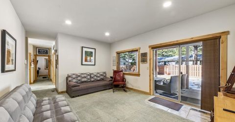 3390 Beaver Brae, South Lake Tahoe, CA 96150 Photo