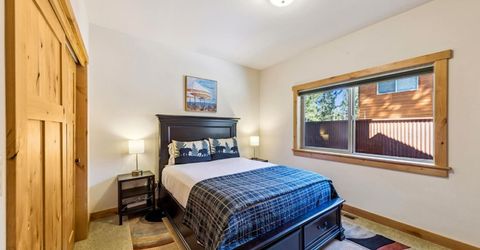 3390 Beaver Brae, South Lake Tahoe, CA 96150 Photo