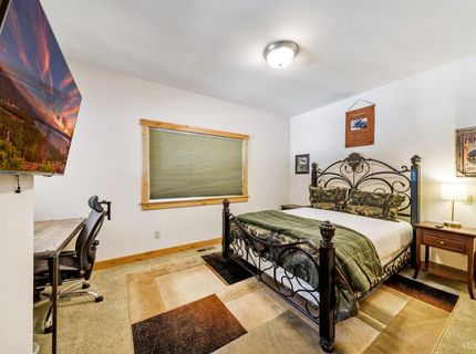 3390 Beaver Brae, South Lake Tahoe, CA 96150 Photo