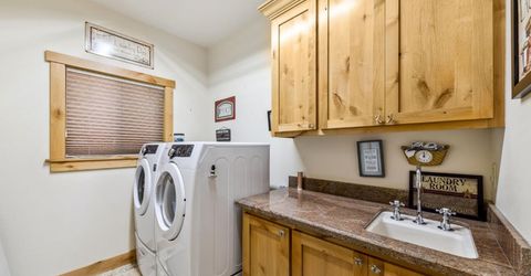 3390 Beaver Brae, South Lake Tahoe, CA 96150 Photo