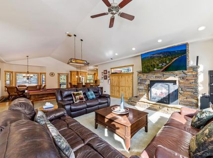3390 Beaver Brae, South Lake Tahoe, CA 96150 Photo