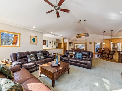3390 Beaver Brae, South Lake Tahoe, CA 96150 Photo