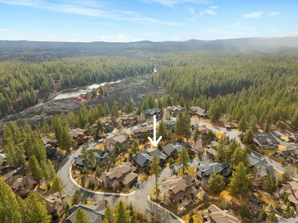 18667 Coffee Court, Bend, OR 97702