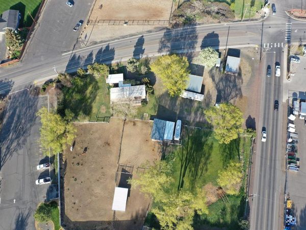 972 S Main Street, Prineville, OR 97754